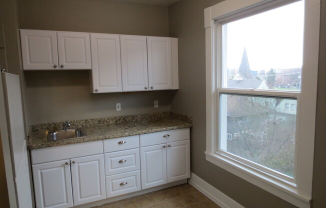 Studio, 1 bath, 357 sqft, $1,278, Unit 307