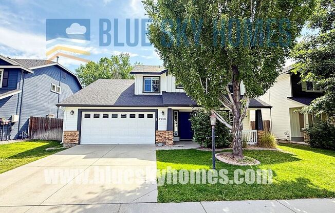 5930 N SILVER MAPLE AVE