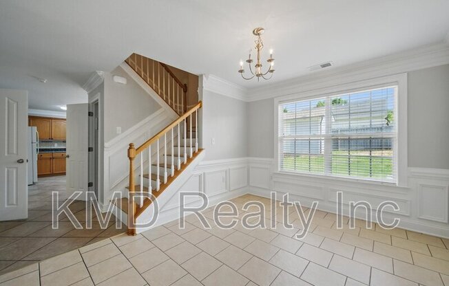 5203 GRAYS RDG DR