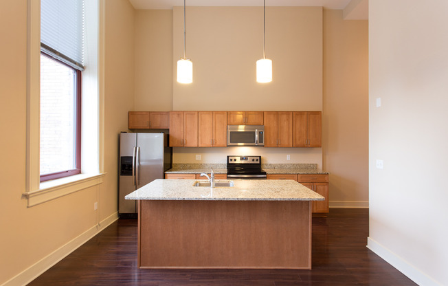 2 beds, 2 baths, 1,200 sqft, $1,970, Unit 106