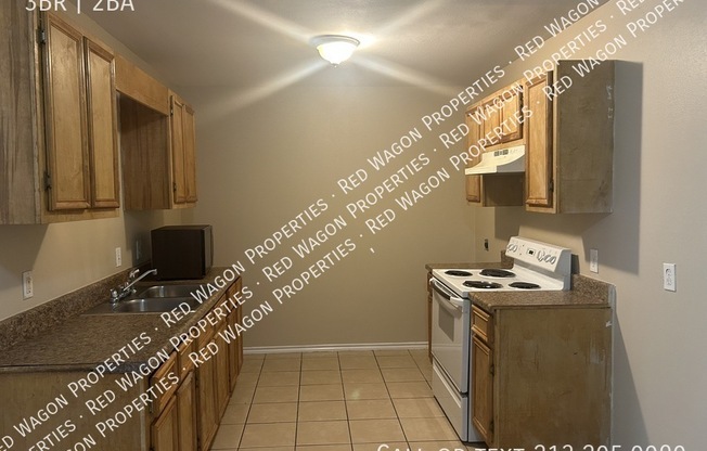 7558 WINDSOR OAKS
