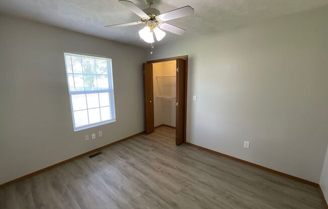 3 beds, 1 bath, $1,150