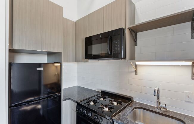 1 bed, 1 bath, 351 sqft, $1,695, Unit 710