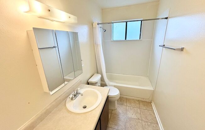 2 beds, 2 baths, $1,575