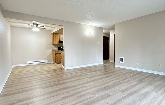 1 bed, 1 bath, 737 sqft, $1,466, Unit B10