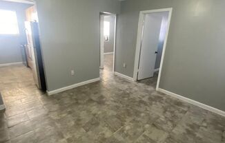2 beds, 1 bath, $1,900, Unit 1801-204