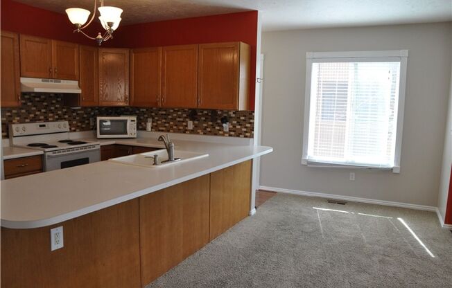 2 beds, 2 baths, $1,750