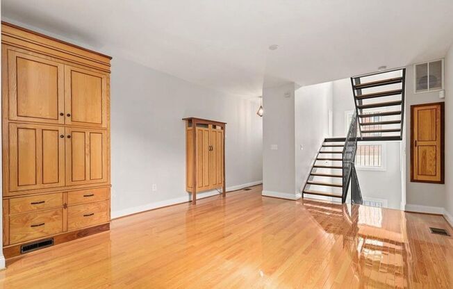 36 FLORIDA AVE NW