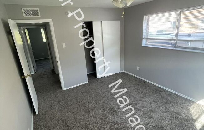 2 beds, 1 bath, $950, Unit 115 Reeb Lane Apt 4