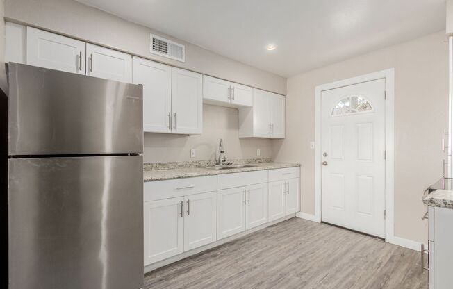 1 bed, 1 bath, $1,295, Unit 2040 - 4