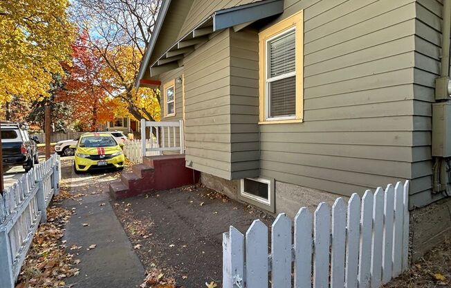 2 beds, 1 bath, $1,950