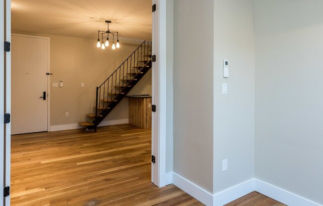 595 MYRTLE AVE