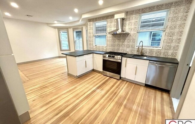 40 CENTRAL RD