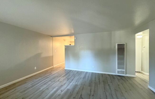 2 beds, 1 bath, 830 sqft, $1,600, Unit 2823-6