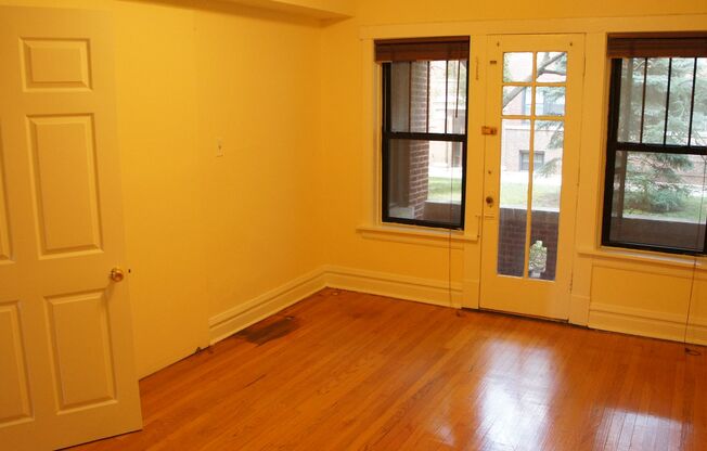 2516 N. Kedzie LP