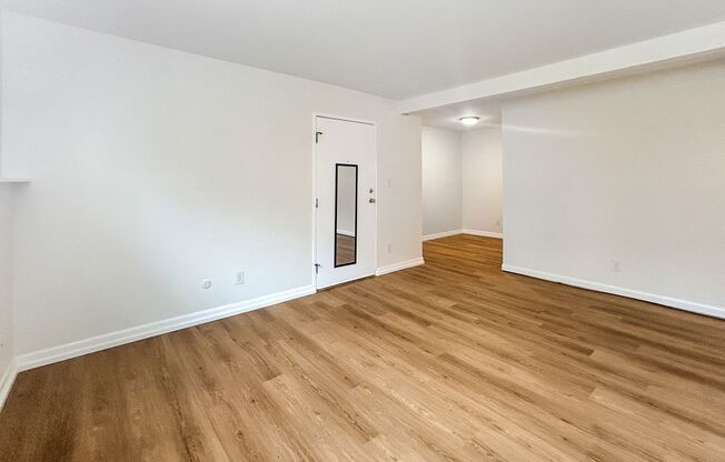 $0 DEPOSIT OPTION!!! CHARMING GARDEN-LEVEL CONDO WITH MODERN UPDATES IN BEAR VALLEY CLUB