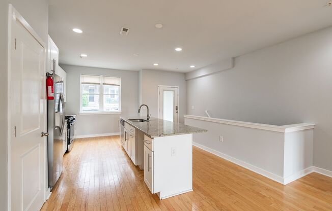 Five Bed Manayunk Apartment