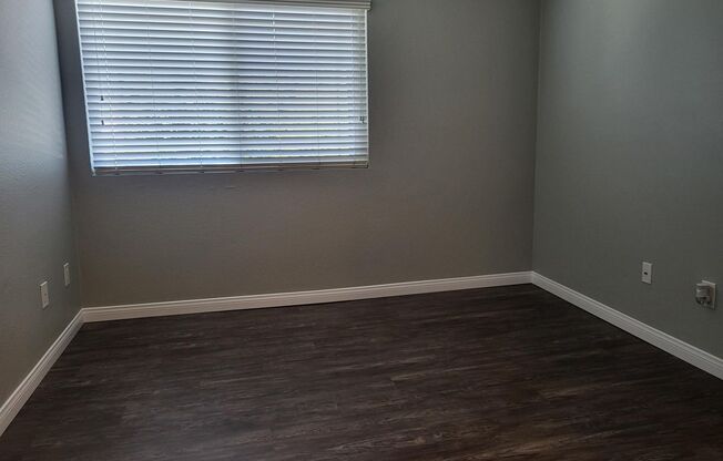 1 bed, 1 bath, 550 sqft, $2,350, Unit 1381Q