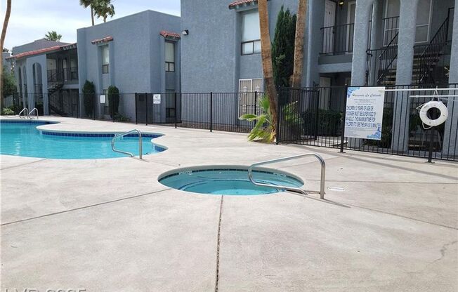 Stylish Ground-Floor Condo Just Minutes from the Strip – Gated Comfort & Prime Location!