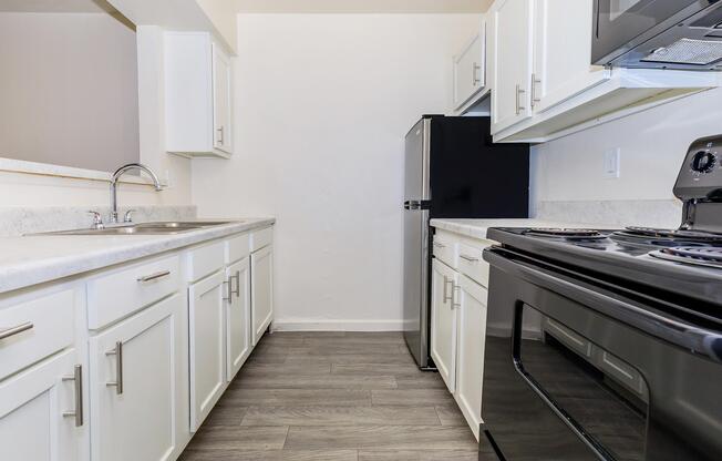 Home - Mission Creek Apartment Homes - Tucson, AZ