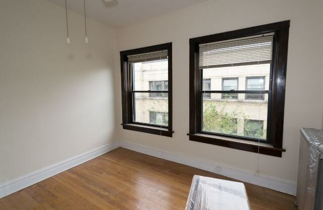 3518 Broadway