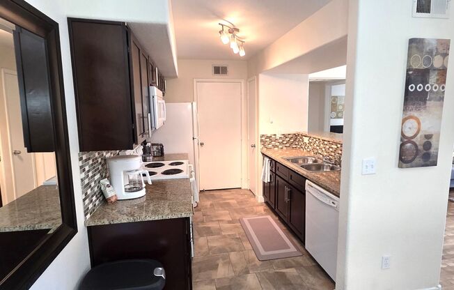 1 bed, 1 bath, $1,600