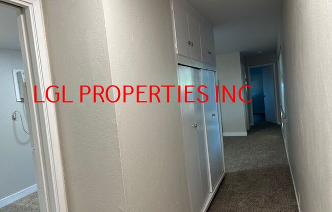 1 bed, 1 bath, 800 sqft, $1,250, Unit D