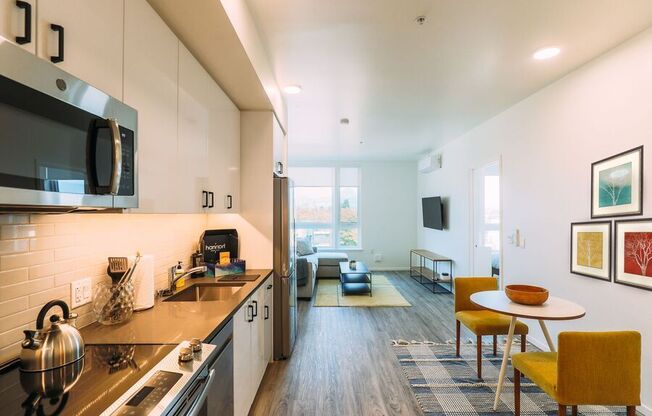 2850 Hannah Street Unit 202