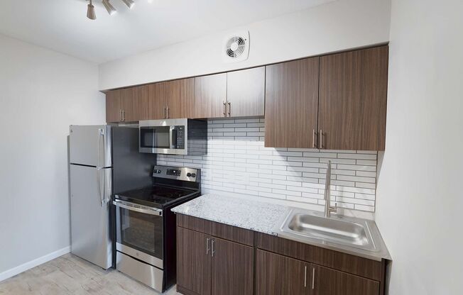 Studio, 1 bath, 235 sqft, $770, Unit 8203