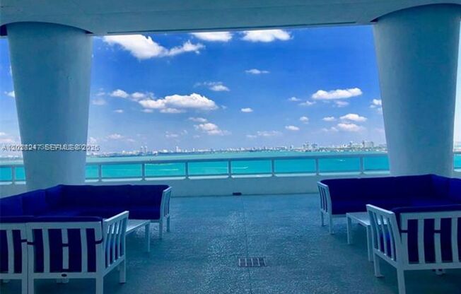 2 beds, 2 baths, $3,800, Unit # 2310