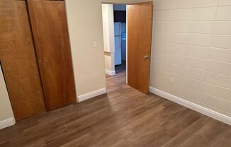 1 bed, 1 bath, 600 sqft, $1,100, Unit Wood04