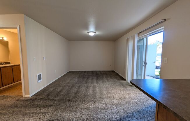 2 beds, 2 baths, 994 sqft, $1,432, Unit A101