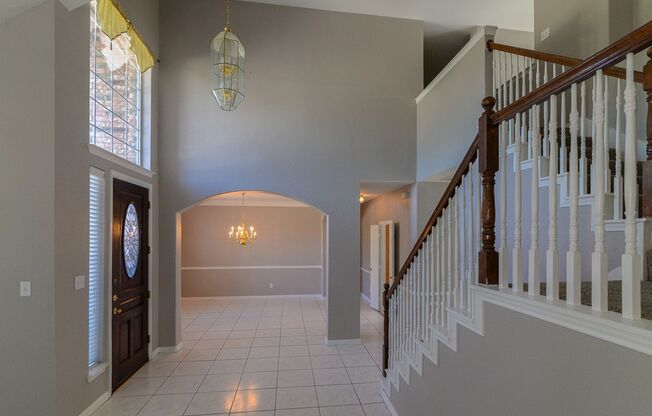 Beautiful Home in Waterview!