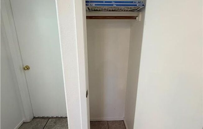 2 beds, 2 baths, $1,330, Unit # 724