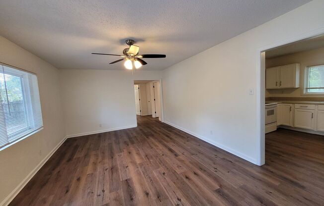 3 beds, 1 bath, $1,195