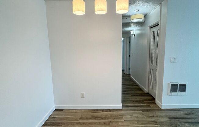 2 beds, 2 baths, 892 sqft, $1,545, Unit 303