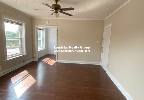 4866 Magnolia