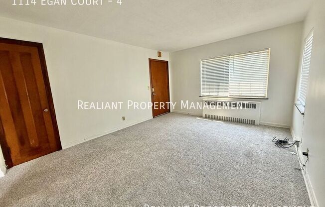 1114 EGAN CT