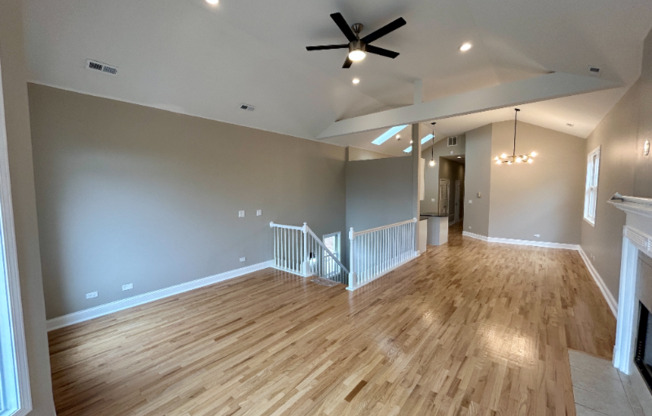 5331 S CALUMET