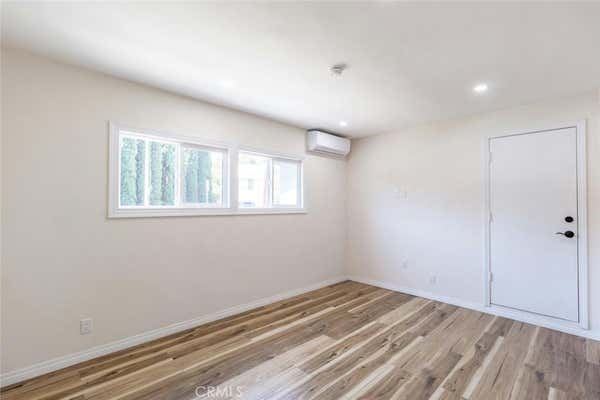 2 beds, 1 bath, 1,000 sqft, $3,300, Unit 1/2