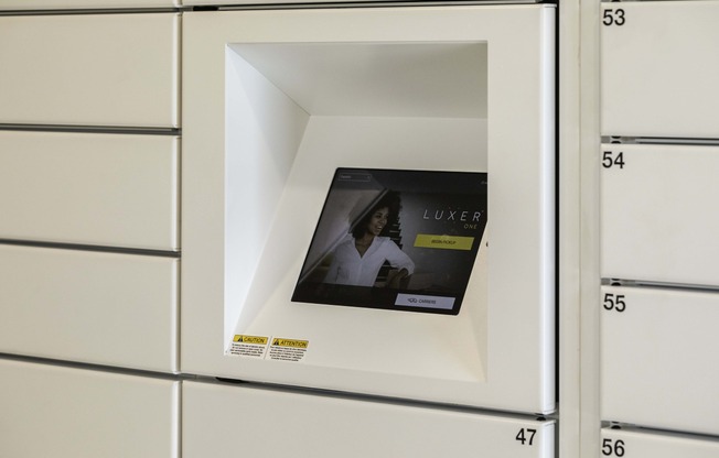 Collect your mail and deliveries with our 24/7 Luxer One package lockers.