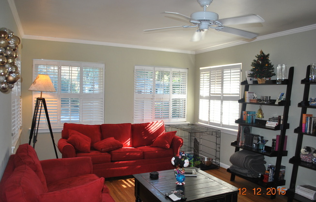 3 beds, 2 baths, $2,100