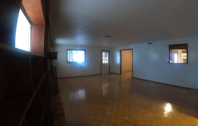 3 beds, 2 baths, $1,575