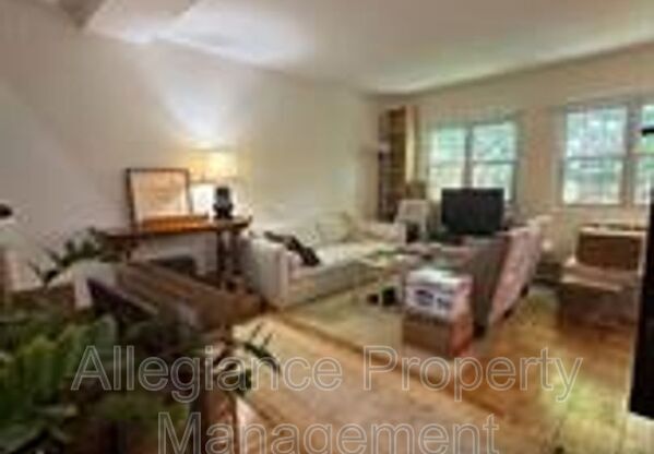 3450 GUNSTON RD