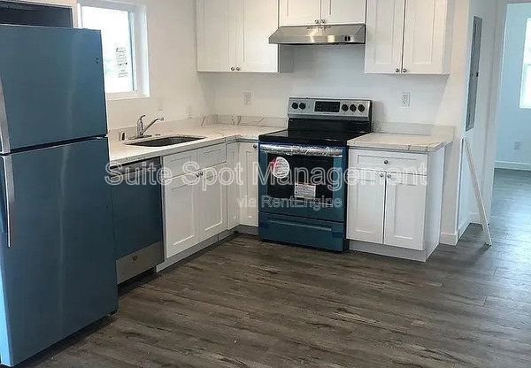 6481 EL ROBLE
