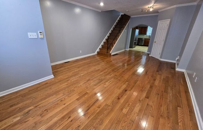 Bright 3 bed 1.5 bath