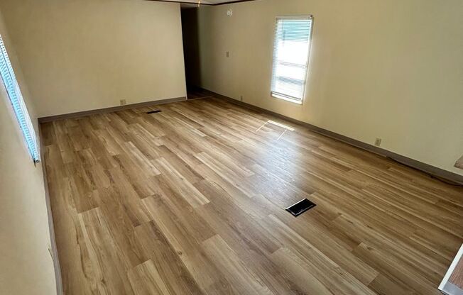 2 beds, 2 baths, 980 sqft, $995