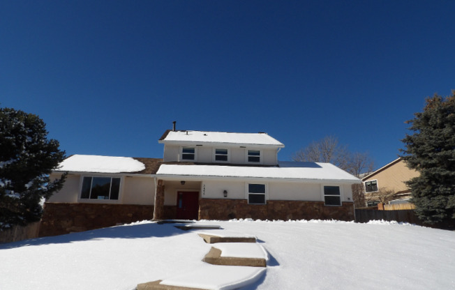 2455 STONERIDGE DR