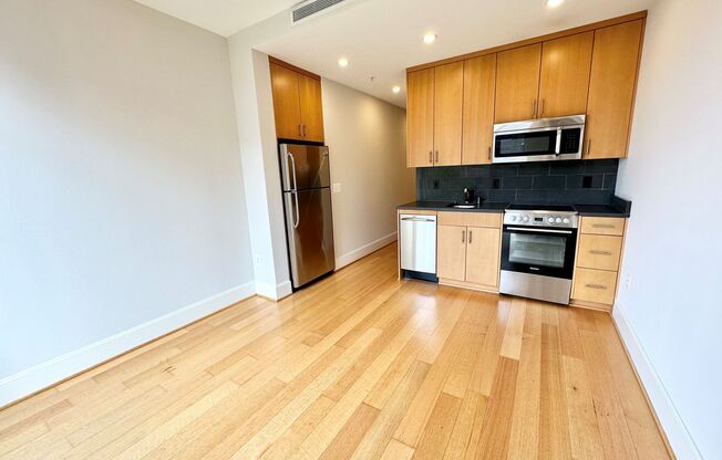 1 bed, 1 bath, $2,650, Unit 617