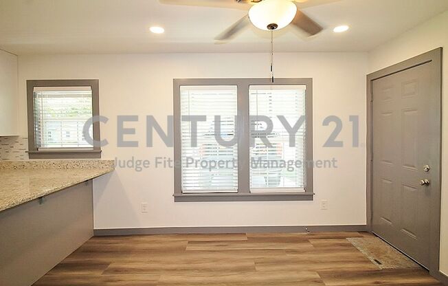 Nicely Remodeled 3/2 in Hurst Ready For Rent!